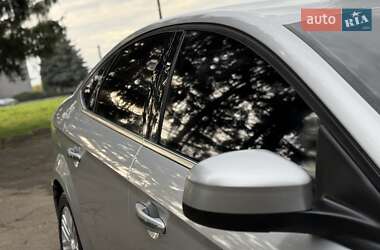 Лифтбек Ford Mondeo 2007 в 