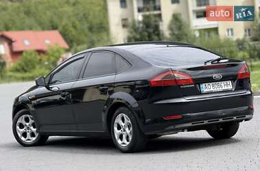 Лифтбек Ford Mondeo 2007 в 