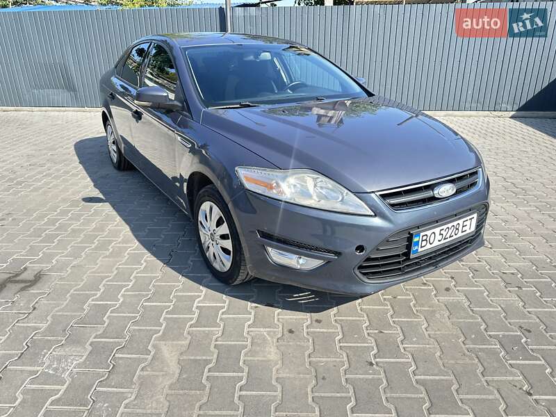 Седан Ford Mondeo 2011 в Тернополі