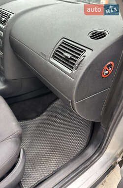 Универсал Ford Mondeo 2005 в 