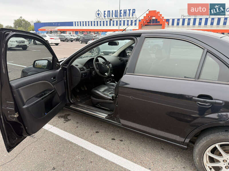 Седан Ford Mondeo 2006 в Львове