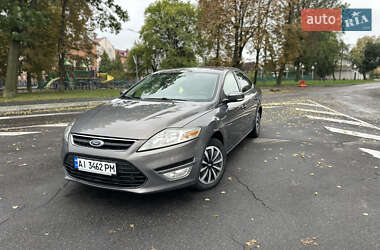 Седан Ford Mondeo 2011 в 
