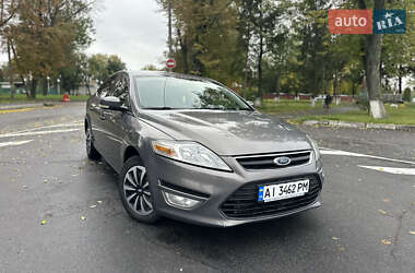 Седан Ford Mondeo 2011 в 