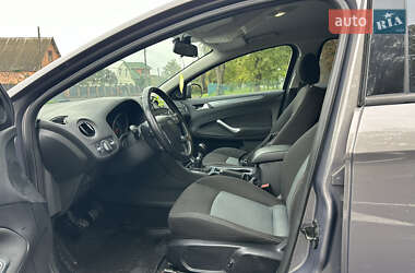 Седан Ford Mondeo 2011 в 