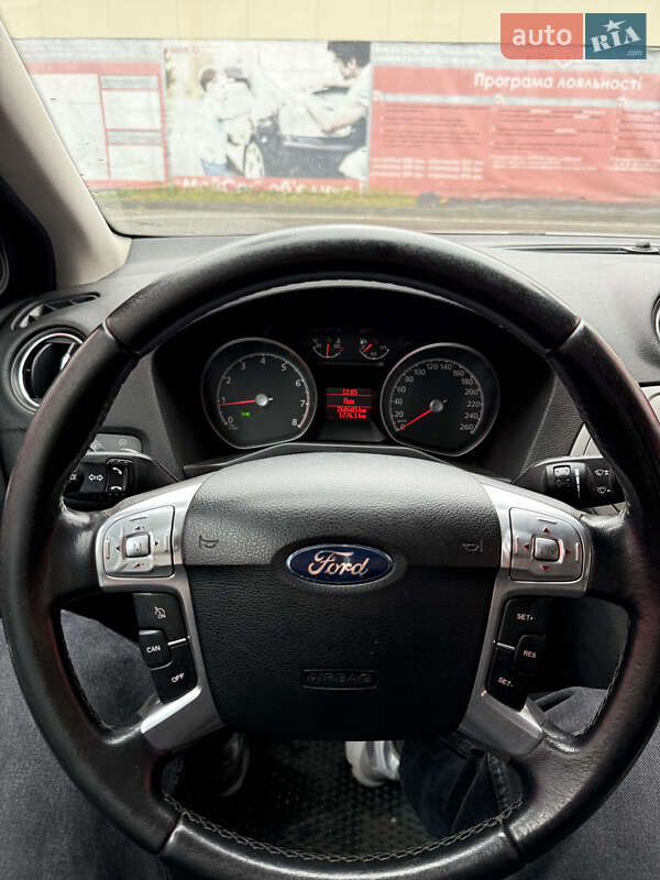 Лифтбек Ford Mondeo 2007 в Киеве
