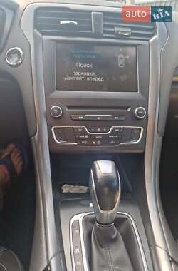 Седан Ford Mondeo 2016 в 