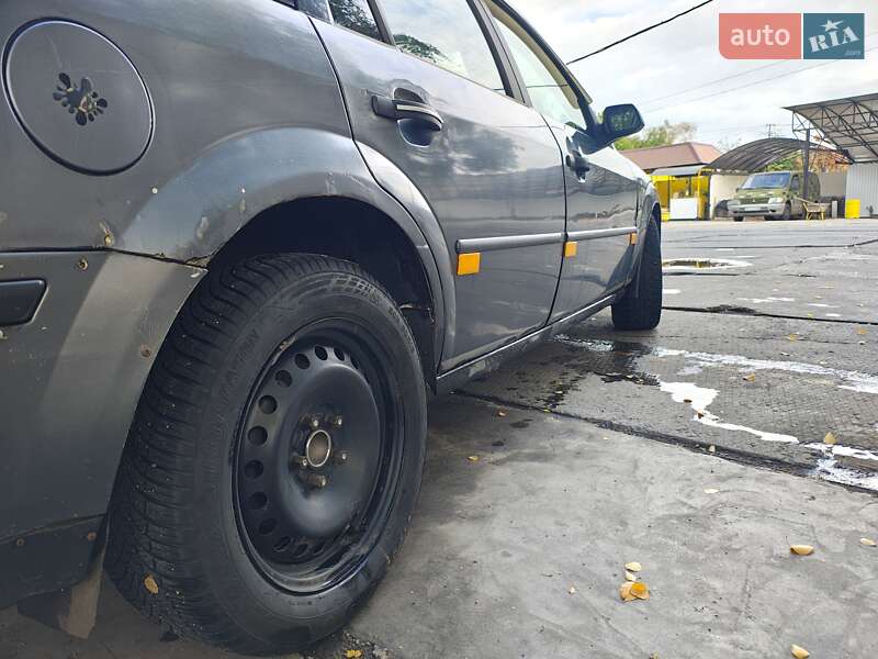 Універсал Ford Mondeo 2002 в Петропавлівці