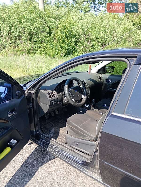 Седан Ford Mondeo 2004 в Кривом Роге фото 3 Седан Ford Mondeo 2004 в Кривом Роге