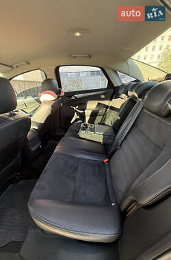 Седан Ford Mondeo 2012 в 
