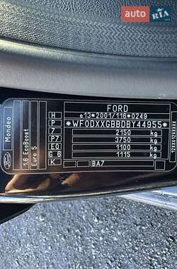 Седан Ford Mondeo 2011 в 