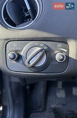 Седан Ford Mondeo 2011 в 