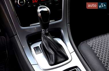 Седан Ford Mondeo 2011 в 