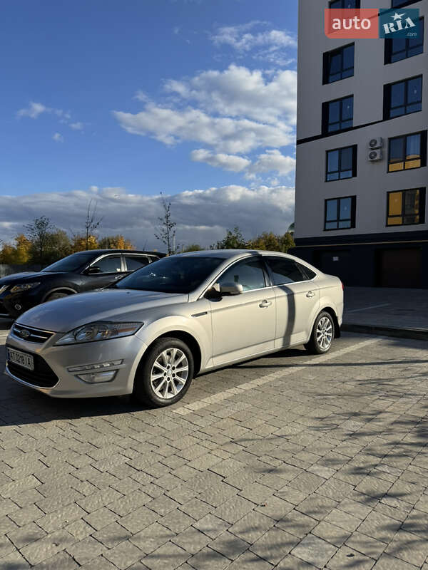 Седан Ford Mondeo 2011 в Ивано-Франковске
