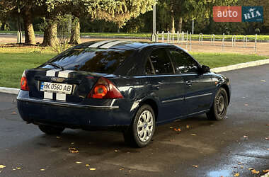 Седан Ford Mondeo 2001 в 