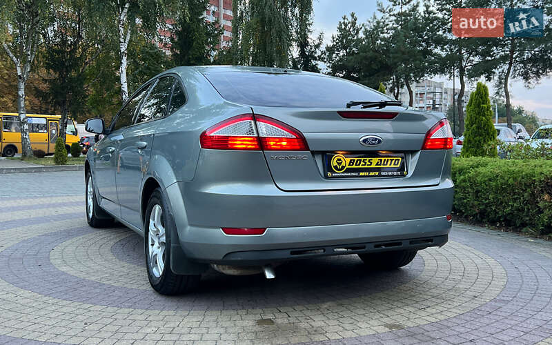 Лифтбек Ford Mondeo 2008 в Львове