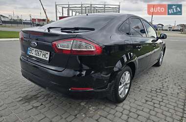 Ліфтбек Ford Mondeo 2011 в 