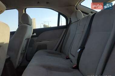 Лифтбек Ford Mondeo 2001 в 