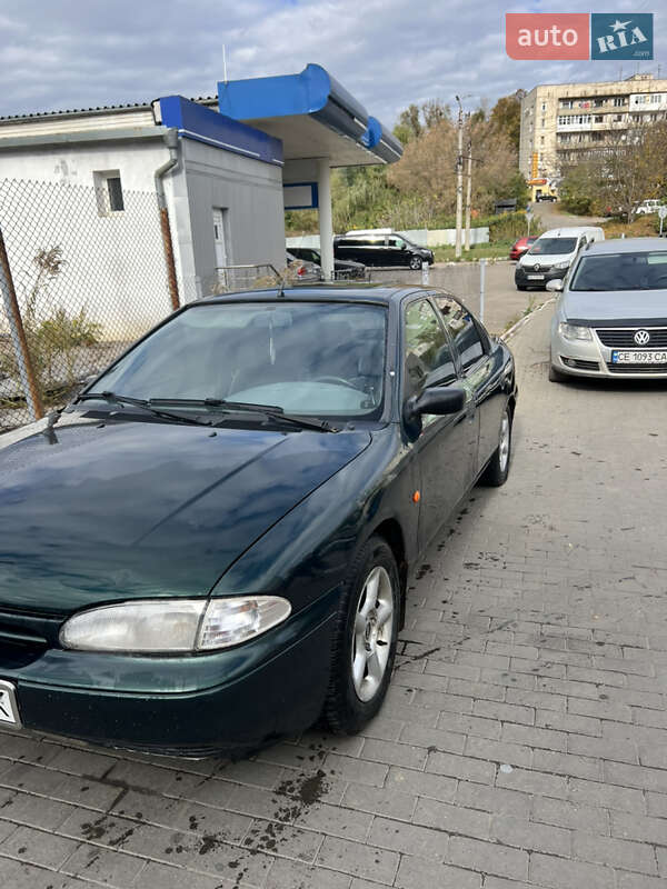 Лифтбек Ford Mondeo 1994 в Черновцах