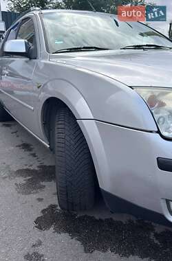 Універсал Ford Mondeo 2005 в  фото 4 Універсал Ford Mondeo 2005 в