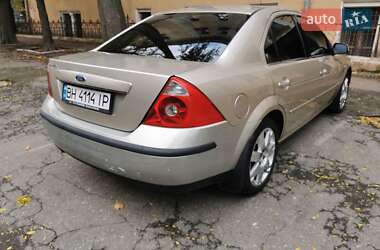 Седан Ford Mondeo 2004 в  фото 2 Седан Ford Mondeo 2004 в