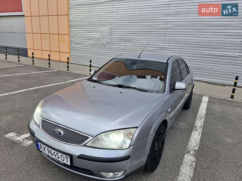 Ліфтбек Ford Mondeo 2004 в Харкові