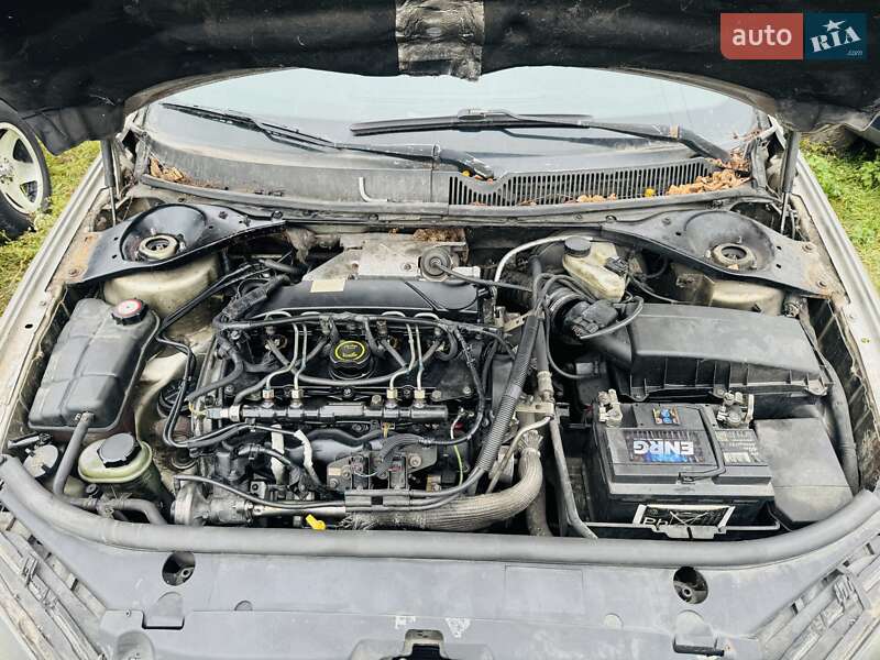 Лифтбек Ford Mondeo 2003 в Белогородке