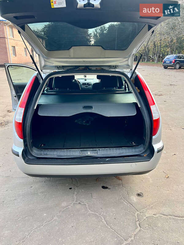 Универсал Ford Mondeo 2003 в Млинове