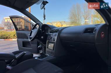 Седан Ford Mondeo 2002 в  фото 35 Седан Ford Mondeo 2002 в