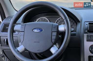Седан Ford Mondeo 2002 в  фото 39 Седан Ford Mondeo 2002 в