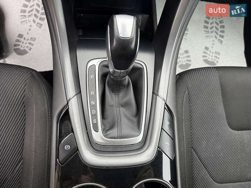 Седан Ford Mondeo 2015 в Житомире фото 19 Седан Ford Mondeo 2015 в Житомире