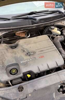 Седан Ford Mondeo 2006 в  фото 4 Седан Ford Mondeo 2006 в