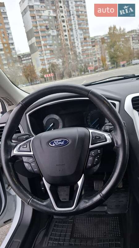 Лифтбек Ford Mondeo 2016 в Киеве