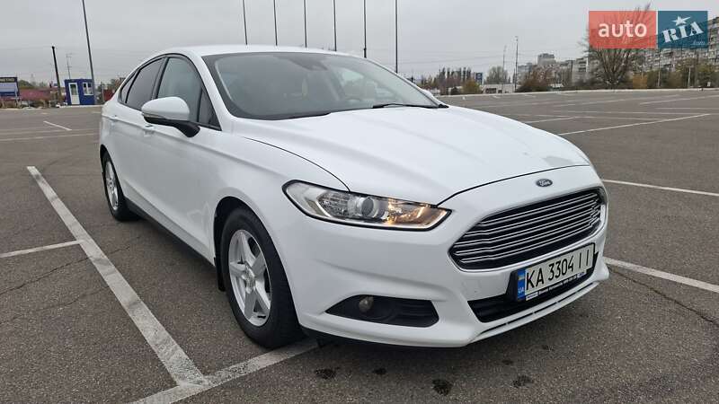 Лифтбек Ford Mondeo 2016 в Киеве