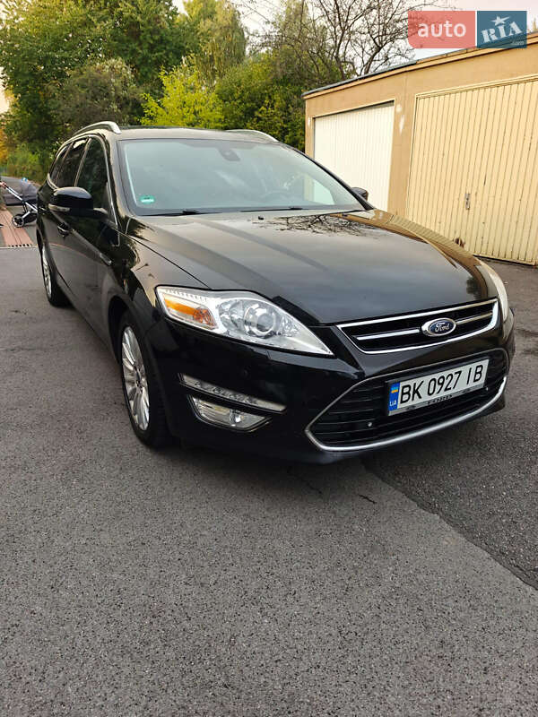 Ford Mondeo 2013 Ford Mondeo 2013