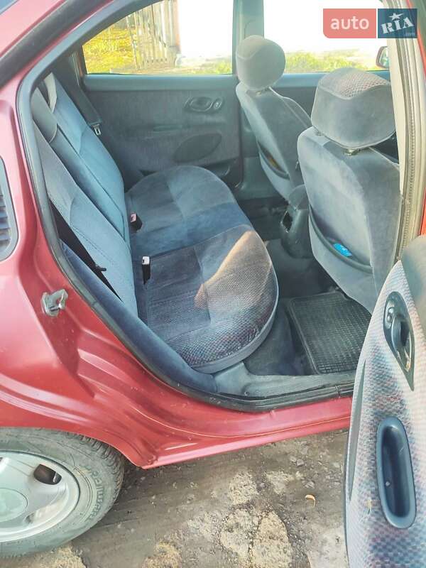 Седан Ford Mondeo 1993 в Баштанці