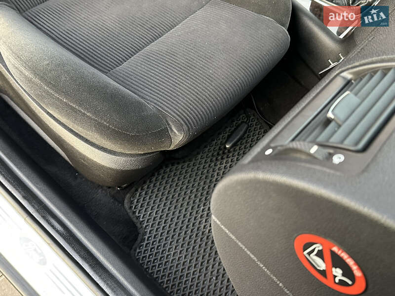 Седан Ford Mondeo 2005 в Одессе