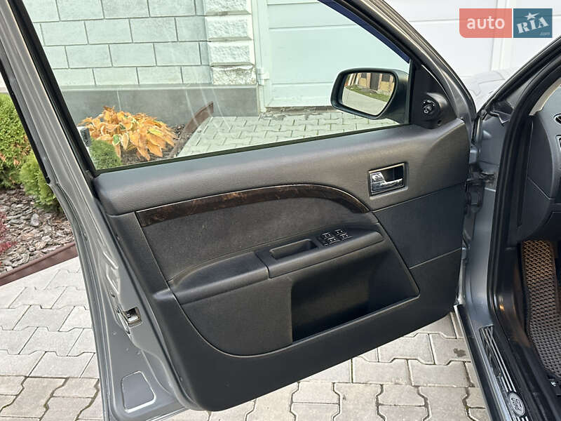 Седан Ford Mondeo 2005 в Одессе