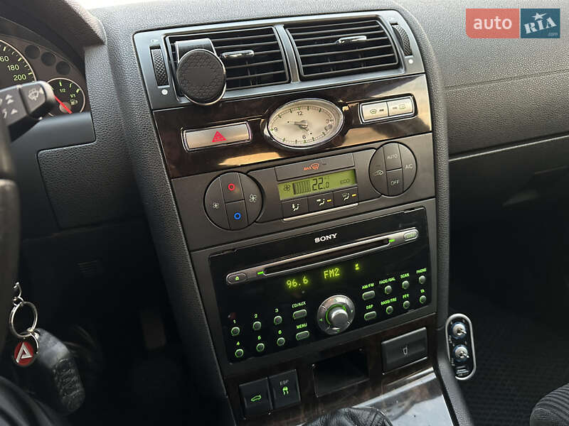 Седан Ford Mondeo 2005 в Одессе