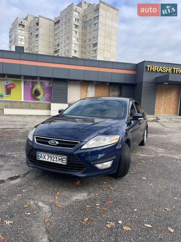 Седан Ford Mondeo 2012 в Харькове