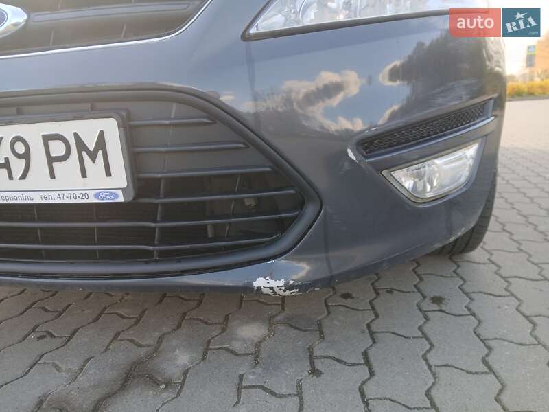 Седан Ford Mondeo 2011 в Львове