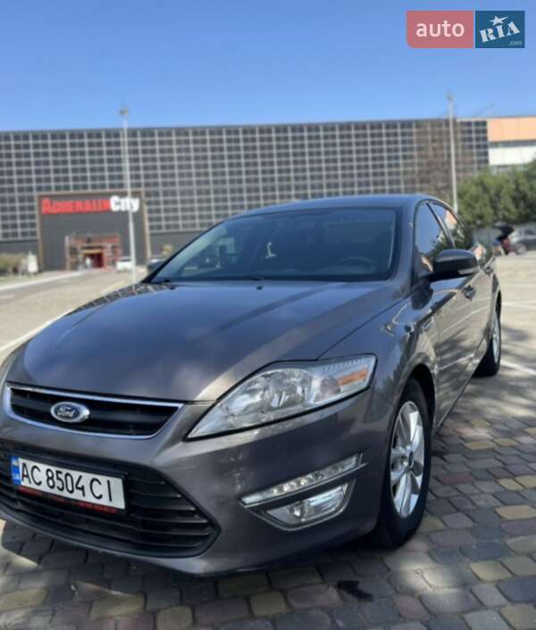 Седан Ford Mondeo 2012 в Луцьку