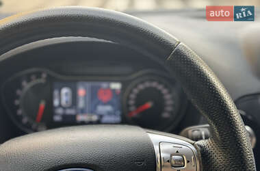 Седан Ford Mondeo 2011 в Киеве