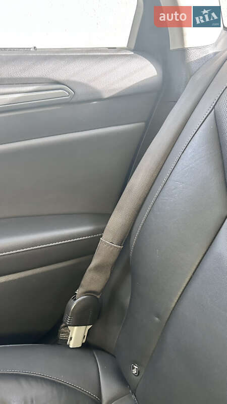 Седан Ford Mondeo 2016 в Мукачево