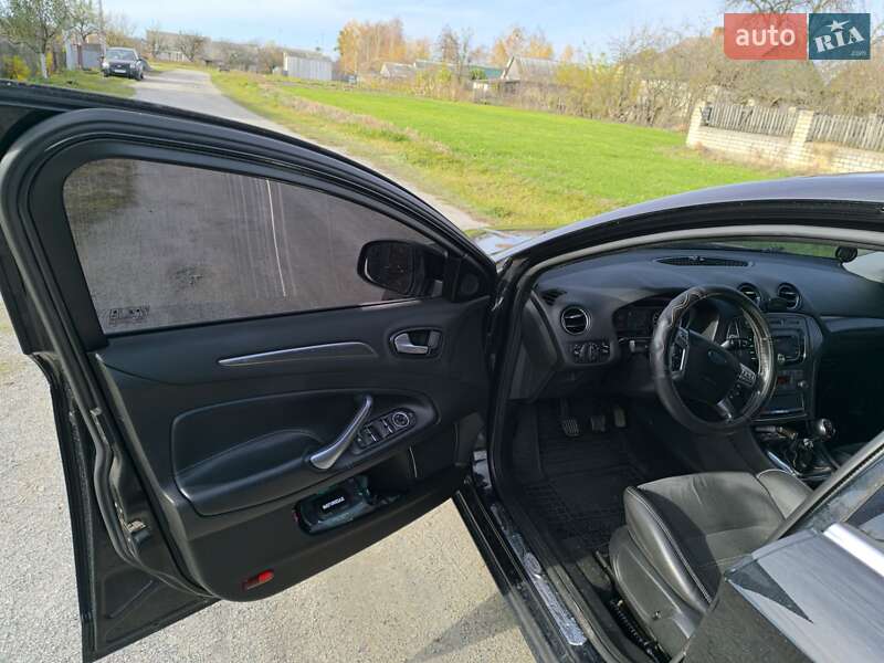 Лифтбек Ford Mondeo 2009 в Житомире фото 4 Лифтбек Ford Mondeo 2009 в Житомире