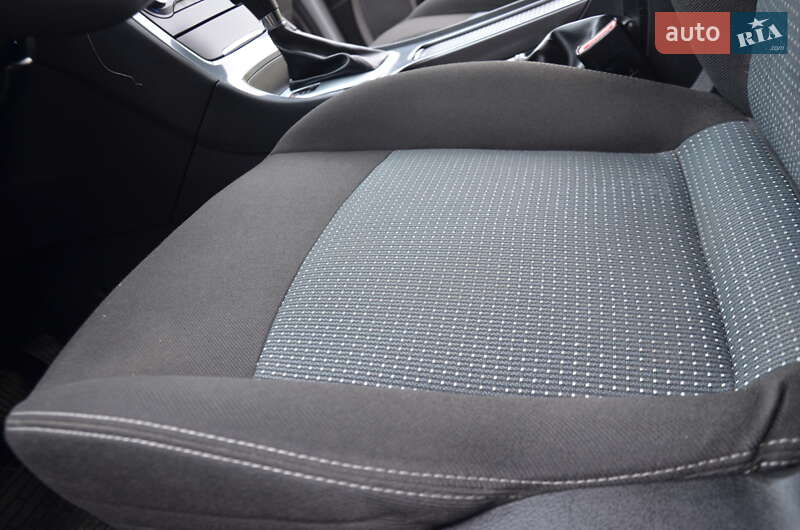 Седан Ford Mondeo 2013 в Дрогобыче