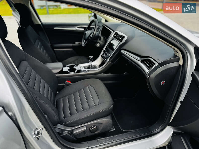 Універсал Ford Mondeo 2016 в Здолбуніві фото 39 Універсал Ford Mondeo 2016 в Здолбуніві