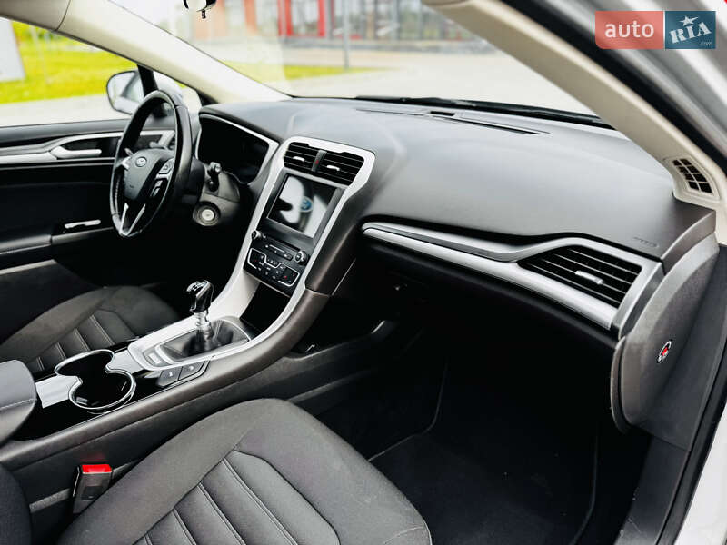 Універсал Ford Mondeo 2016 в Здолбуніві фото 41 Універсал Ford Mondeo 2016 в Здолбуніві