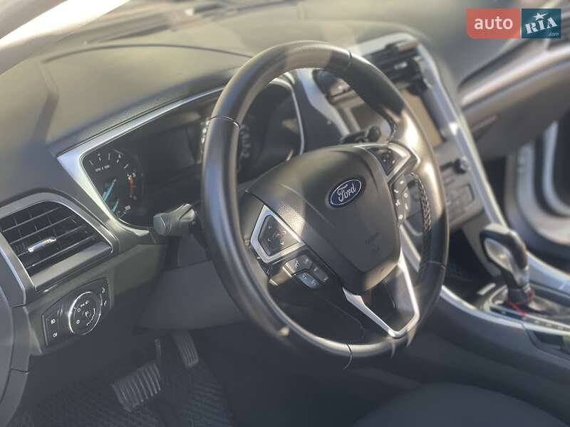 Универсал Ford Mondeo 2017 в Золочеве фото 31 Универсал Ford Mondeo 2017 в Золочеве