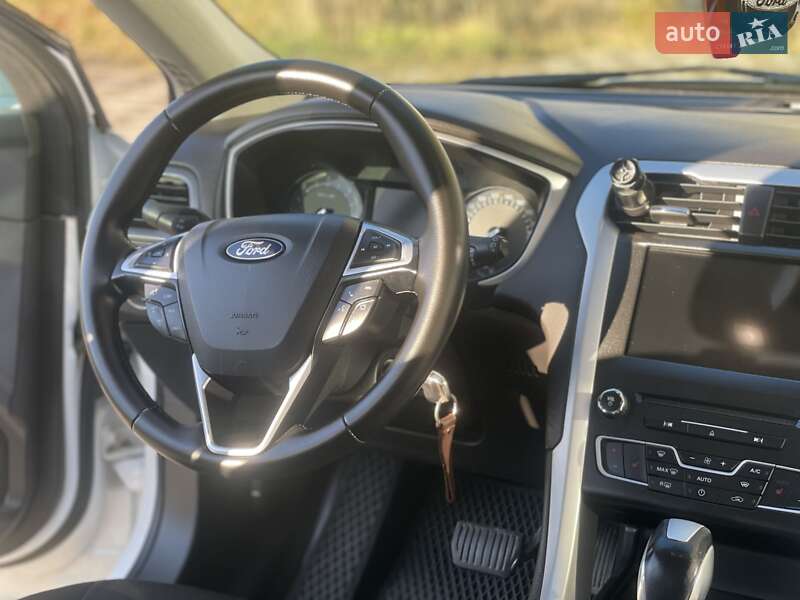 Универсал Ford Mondeo 2017 в Золочеве фото 46 Универсал Ford Mondeo 2017 в Золочеве