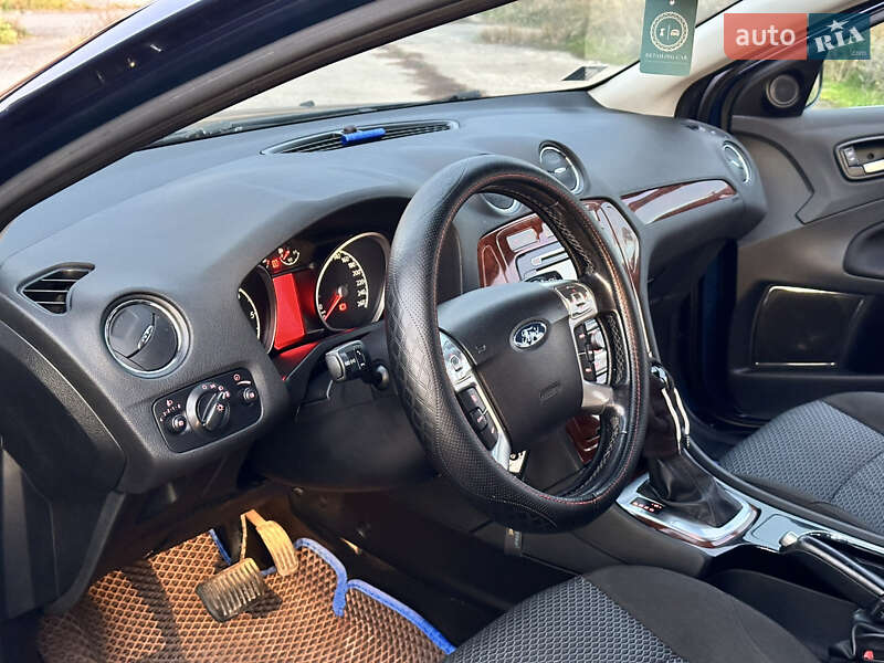 Лифтбек Ford Mondeo 2008 в Остроге фото 9 Лифтбек Ford Mondeo 2008 в Остроге